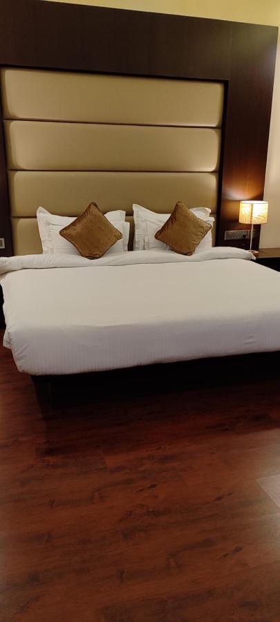 Vivanta Jamshedpur, Golmuri Екстер'єр фото